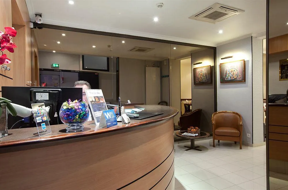 蒙帕纳斯威亚酒店 酒店 3*