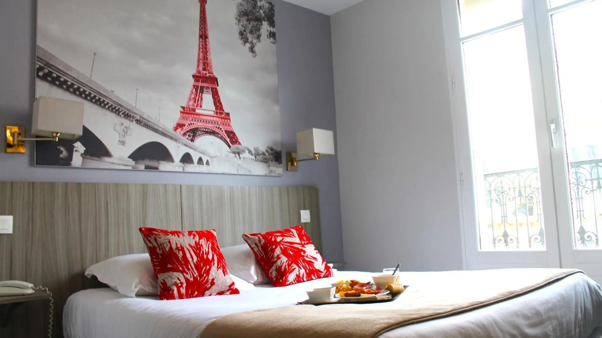 Avia Saphir Montparnasse Paris