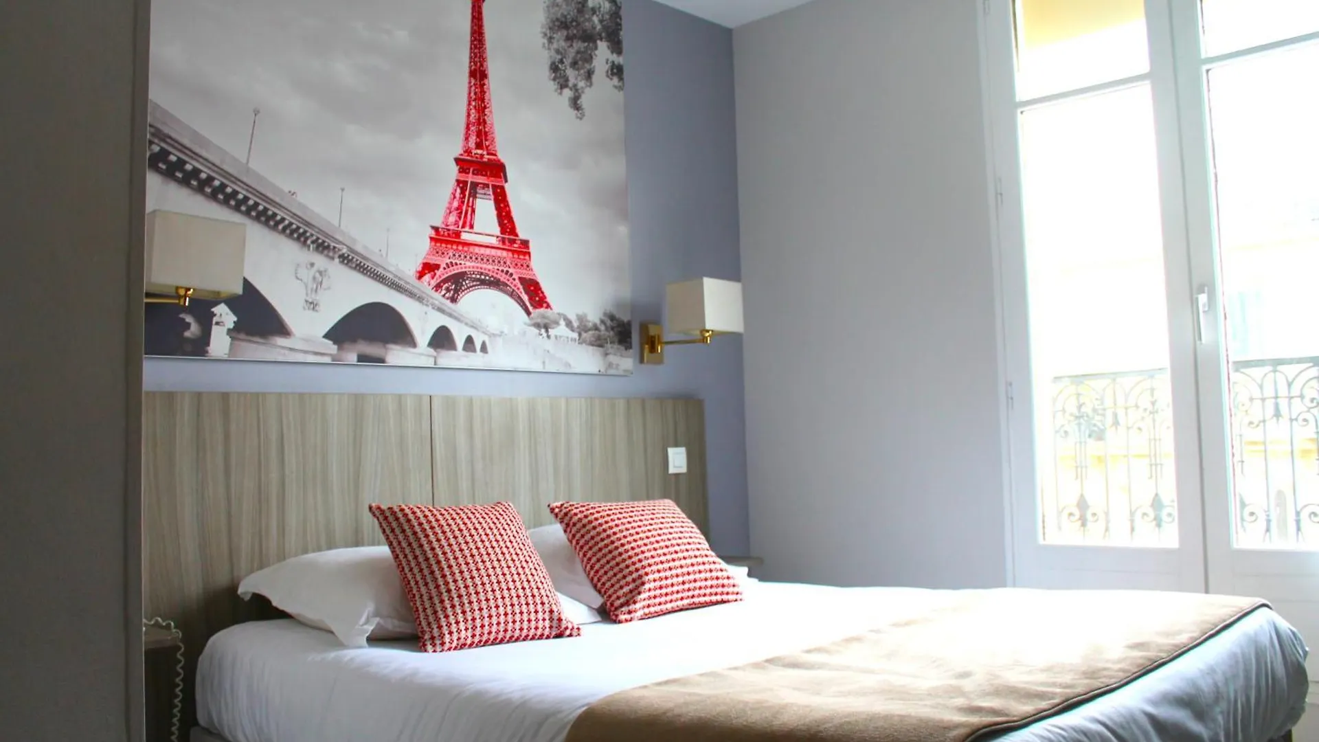 Avia Saphir Montparnasse