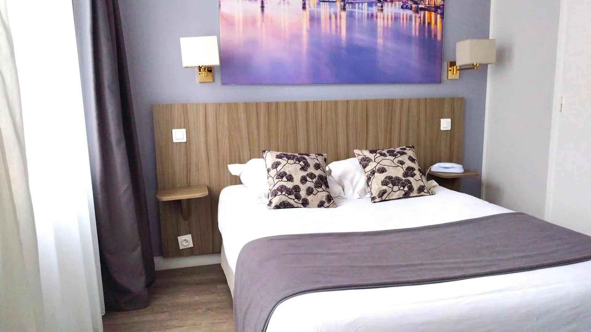 Avia Saphir Montparnasse Hotel Parigi
