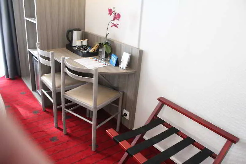 Hotel Avia Saphir Montparnasse 3*